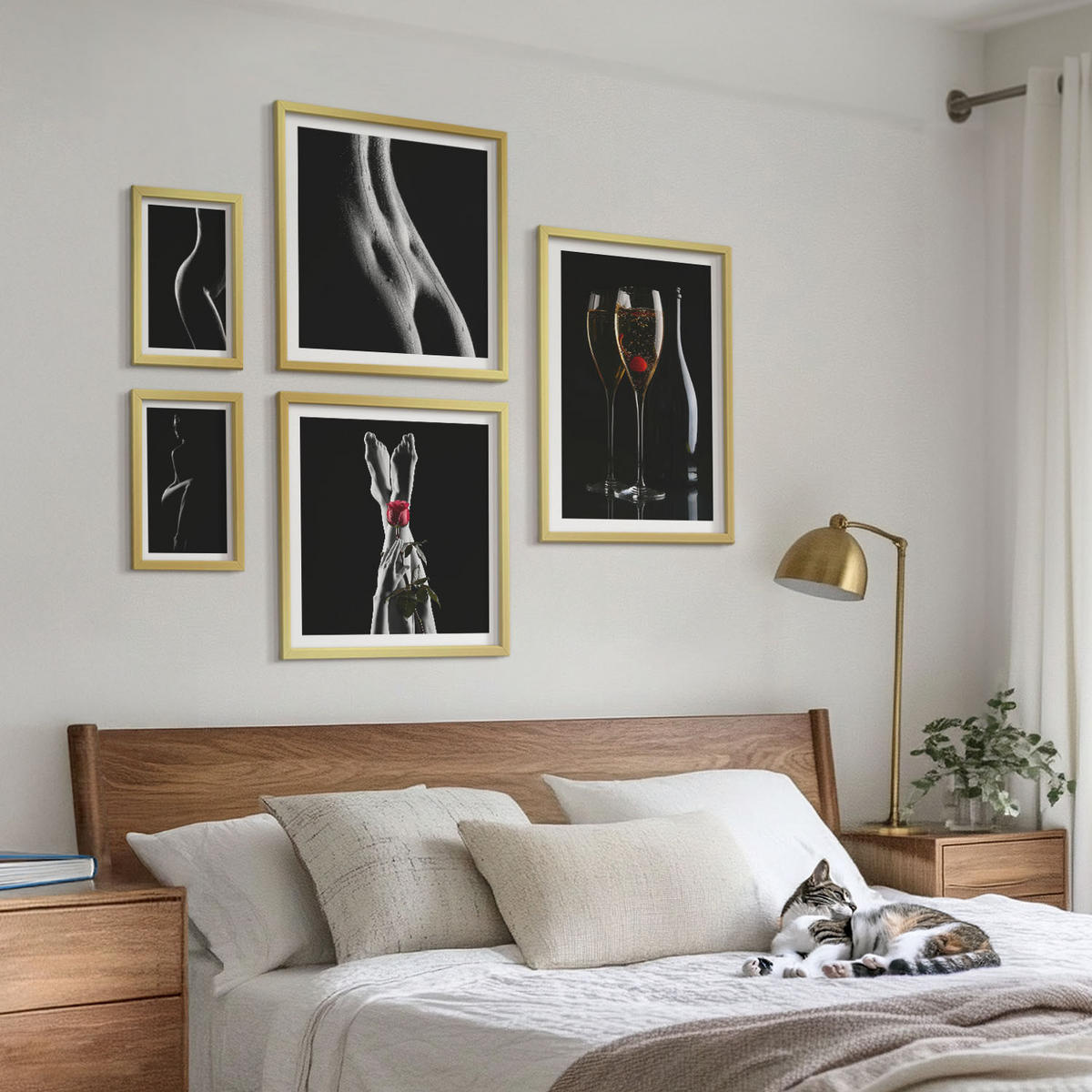 BILDER SET 5er Set - 50x50 cm & 20x30 cm & 40x60 cm Goldrahmen - Schwarze und weiße weibliche Formen - Goldfarben, Kunststoff (40/60cm) - TULUP