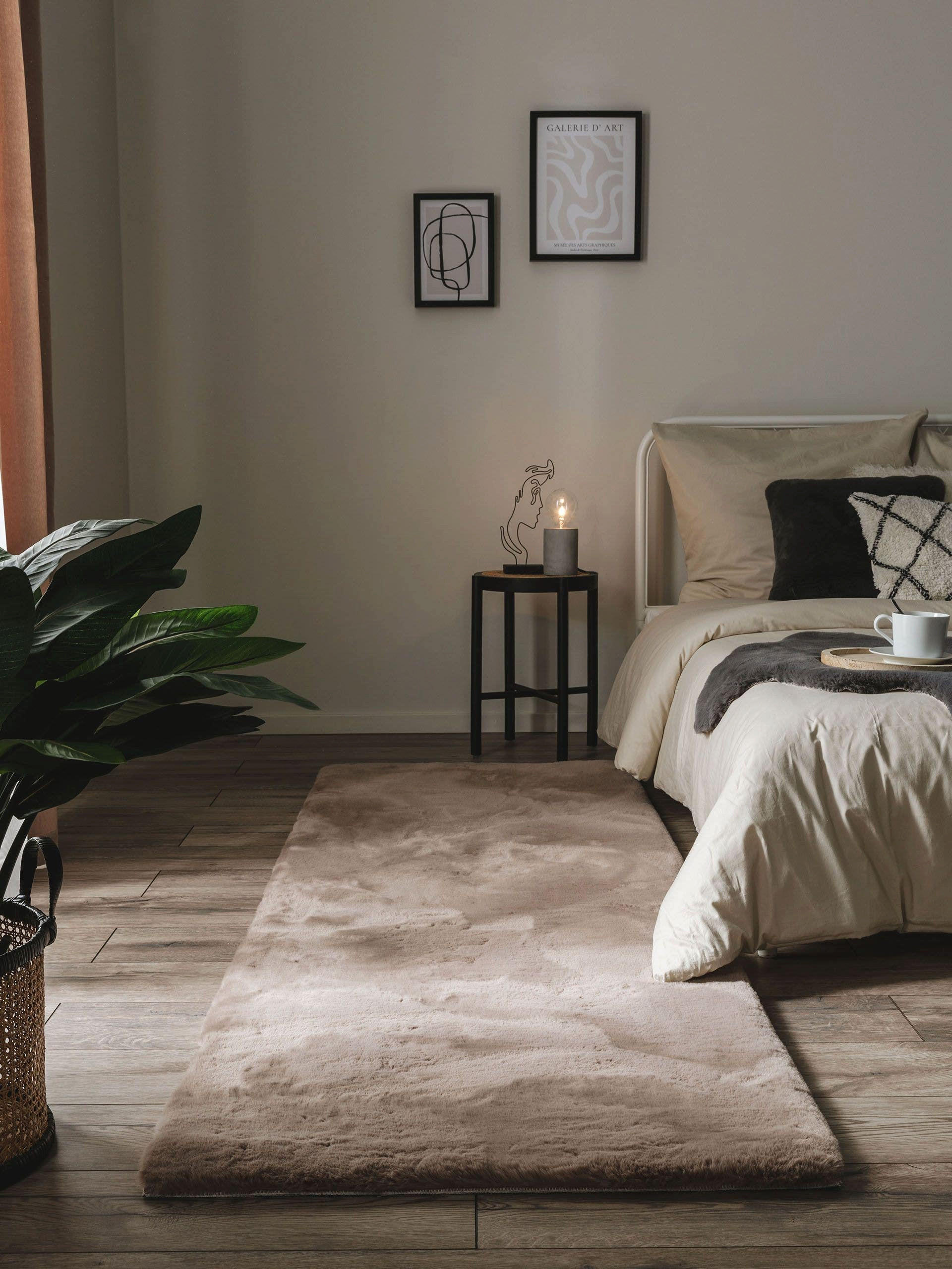 KUNSTFELL-TEPPICH Dave Taupe 80x240 cm - Taupe, Textil (80/240cm) - benuta Nest