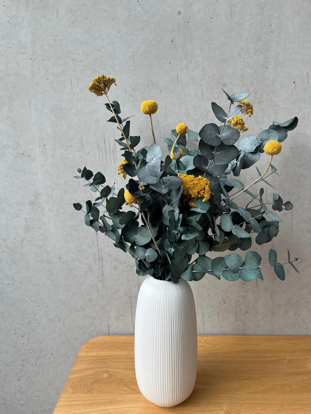 POP of Color: Eukalyptus yellow - gelb / 40 cm - Gelb, Naturmaterialien (40cm) - Lykke & You