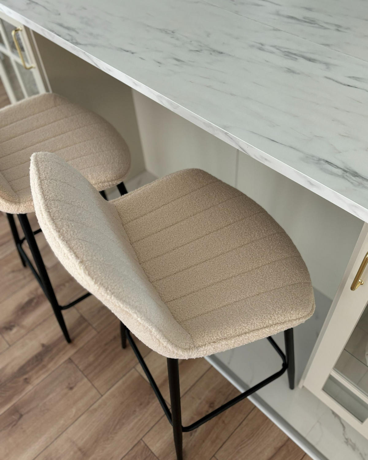 SCAUN DE BAR set de 2 bouclé HellbeigeDubrovnik - bej, material textil (49/94/52cm) - Beliani