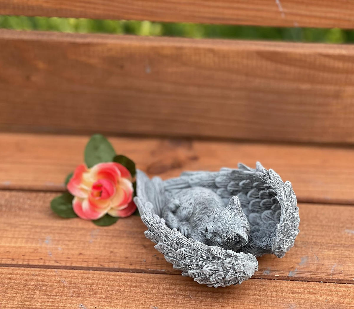 STEINFIGUR Katze im Flügel frostfest Steinguss Grabschmuck - Grau, Stein (11/5/8cm) - stoneandstyle