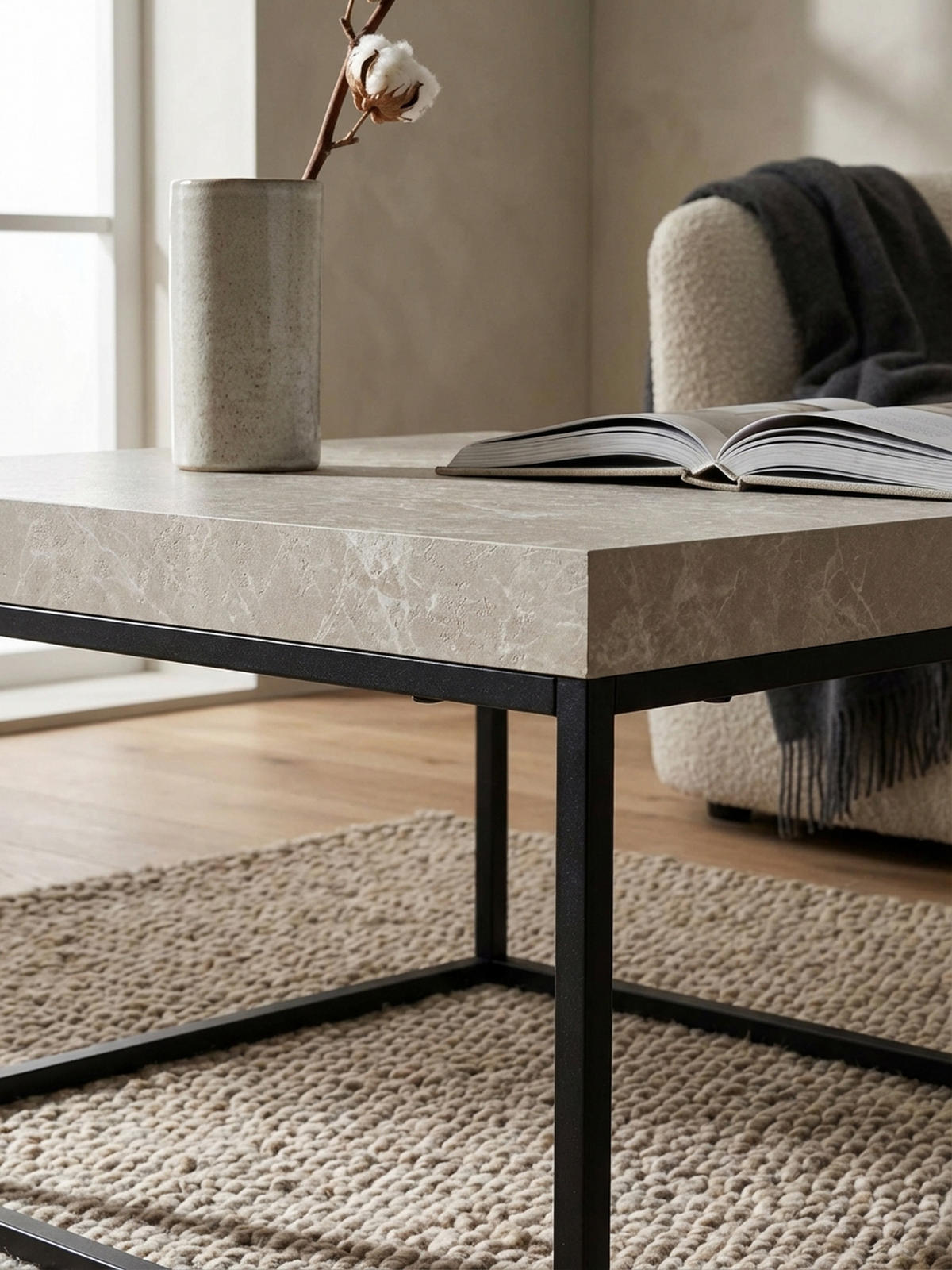 COUCHTISCH in Stein-Optik mit Metallbeinen im modernen Design, Beige 60x60x38 cm - Beige/Schwarz, Holzwerkstoff/Metall (60/60/38cm) - KADIMA DESIGN