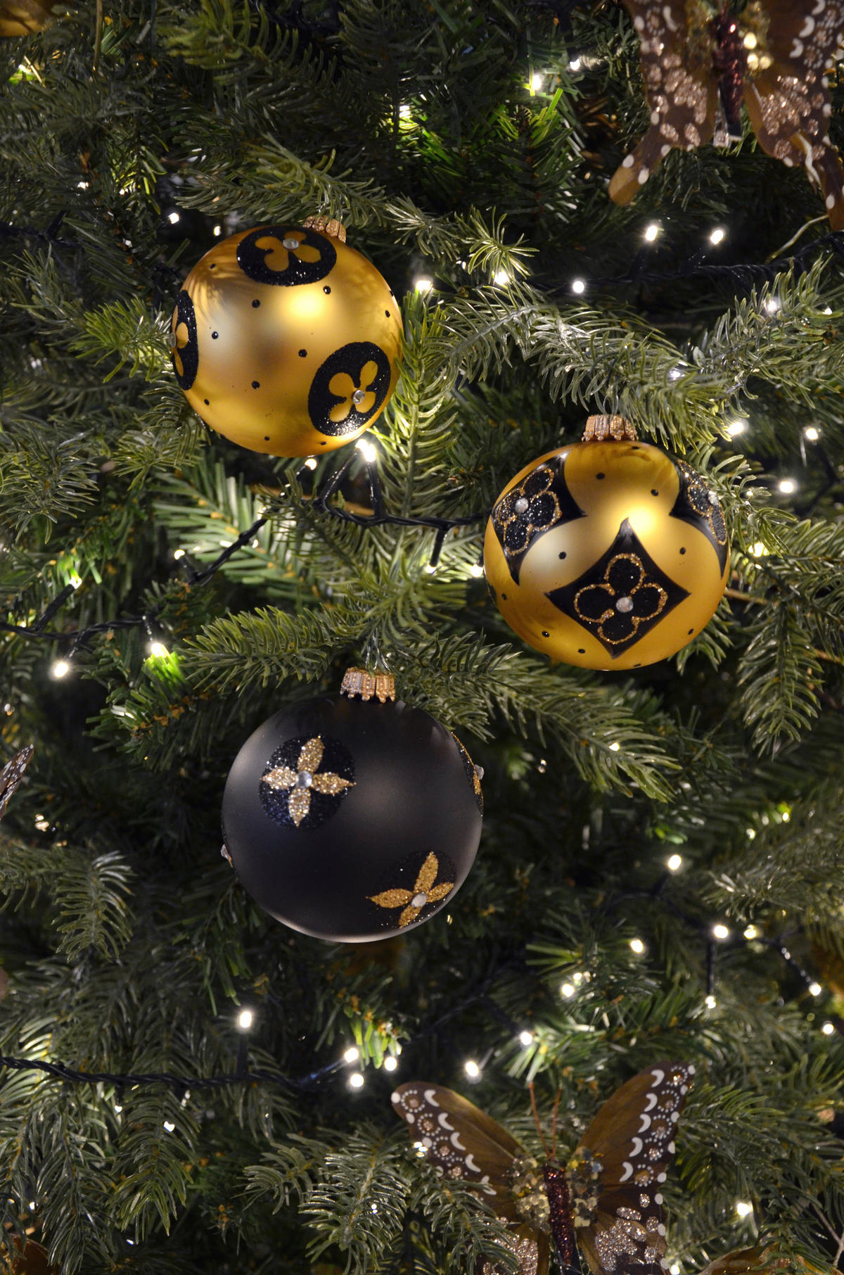 CHRISTBAUMKUGELN Blumen mit Strasssteinen Goldfarbig 8cm (Glas / 3 Stk.) - Goldfarben, Glas (7/8/7cm) - Krebs Glas Lauscha