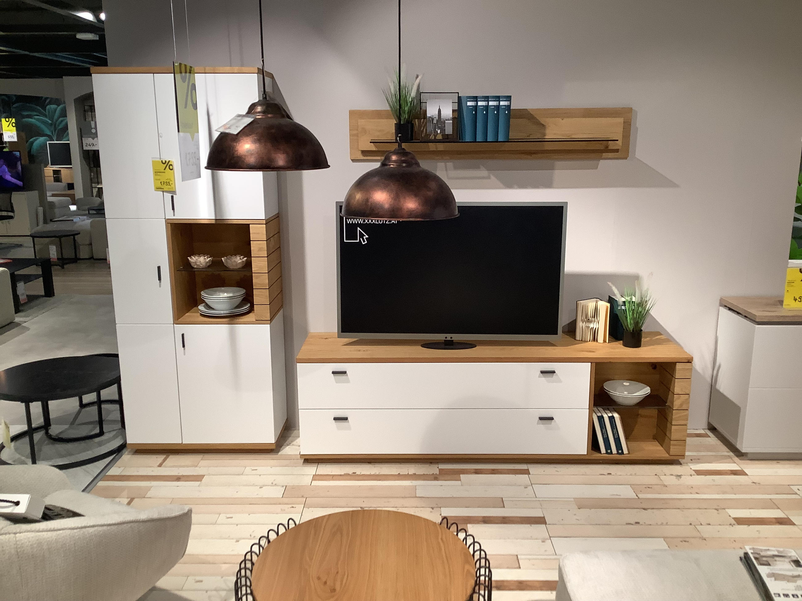 WOHNWAND MANITOBA - Novel