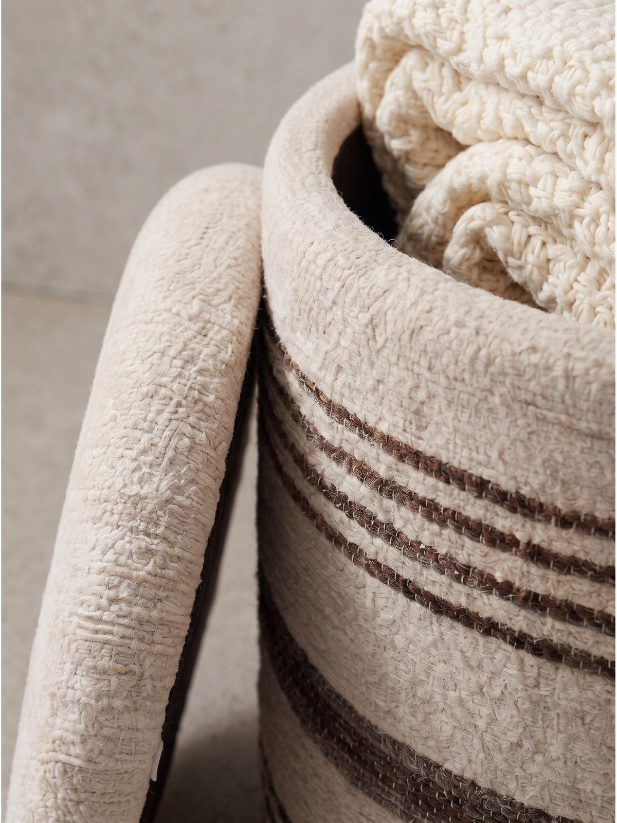SITZHOCKER RHONE, Stoff, mit Textilbezug, Beige-Braun, Ø 40 x 45 cm - Beige, Textil (40/45/40cm) - KADIMA DESIGN