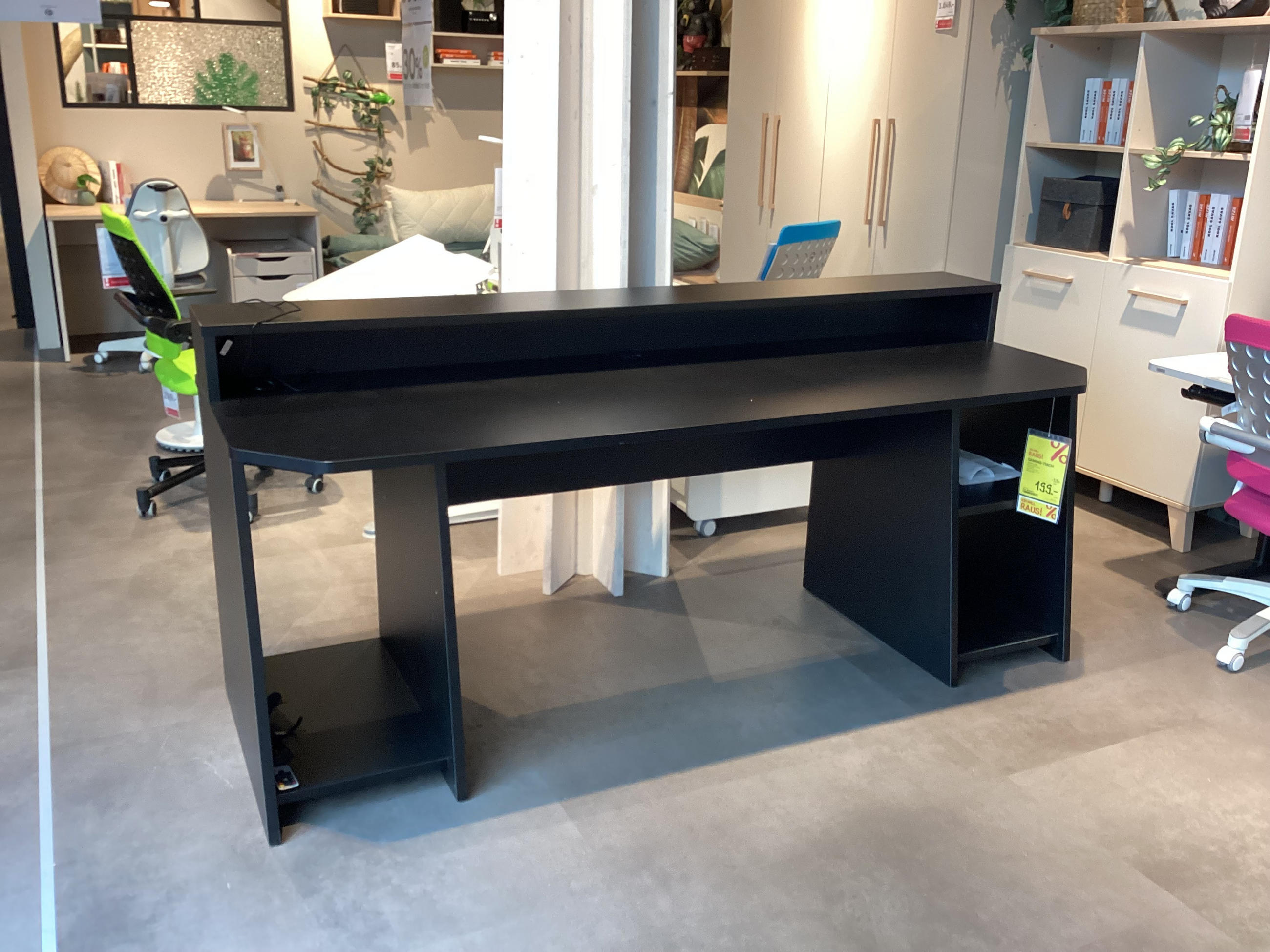 GAMING-TISCH TEZAUR B: 200CM