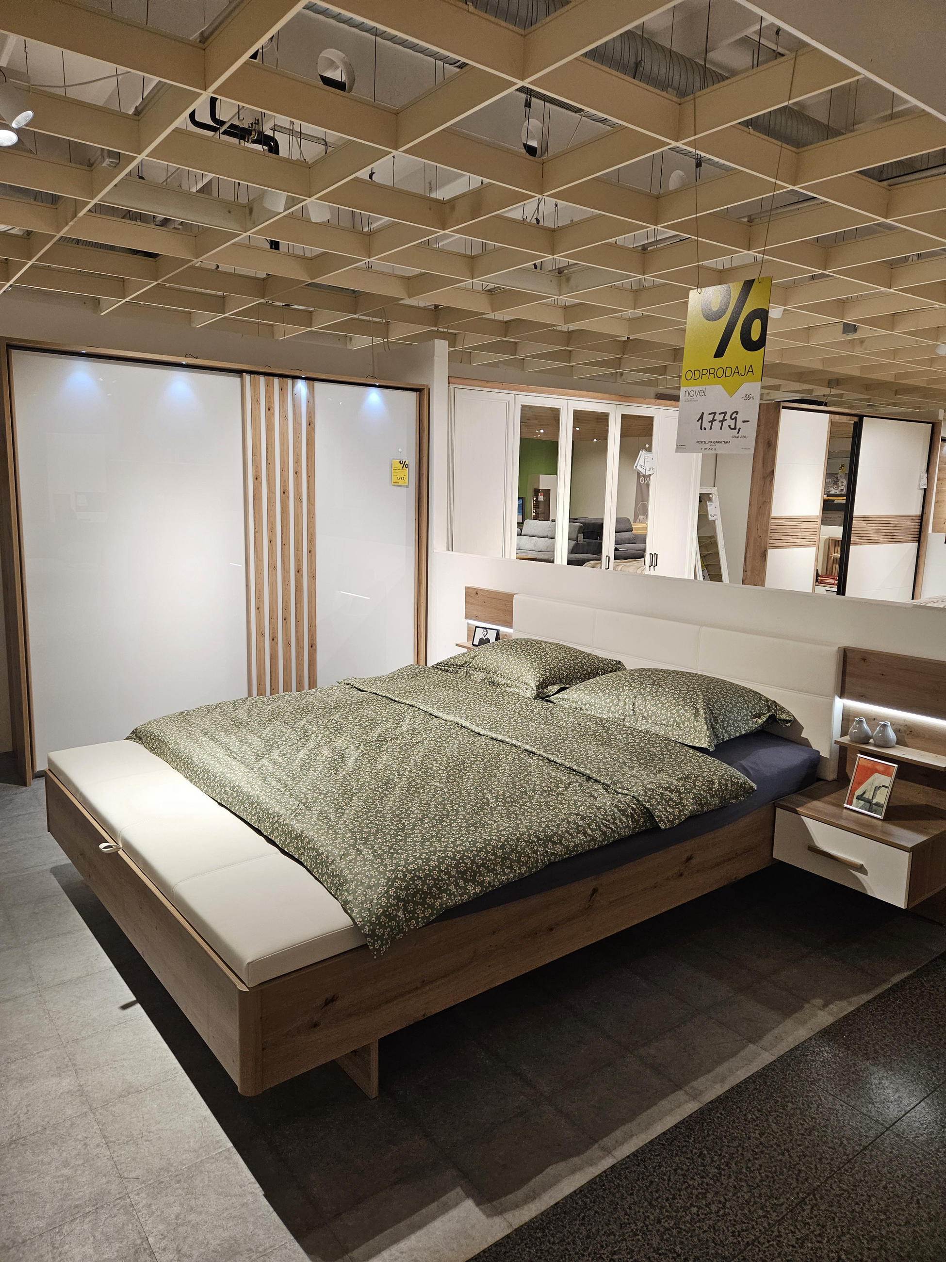 SPALNICA BILBAO - Hom`in