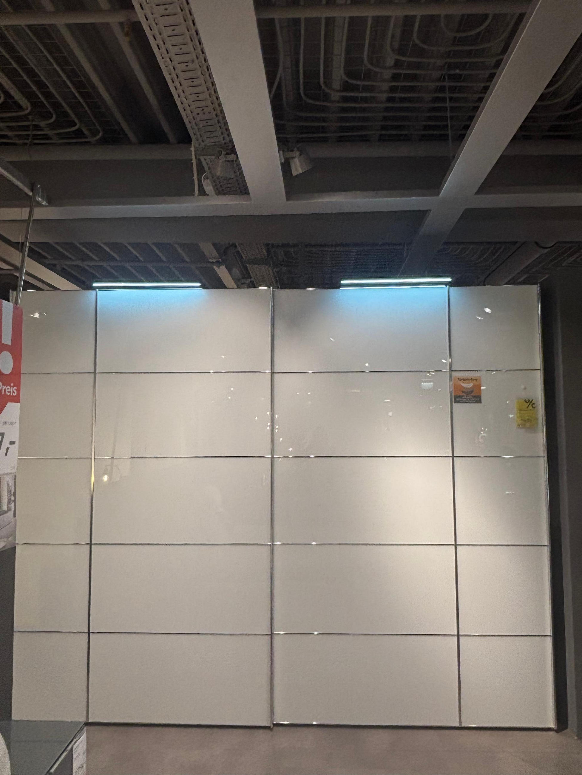 SCHWEBETÜRENSCHRANK GRANADA - Dieter Knoll