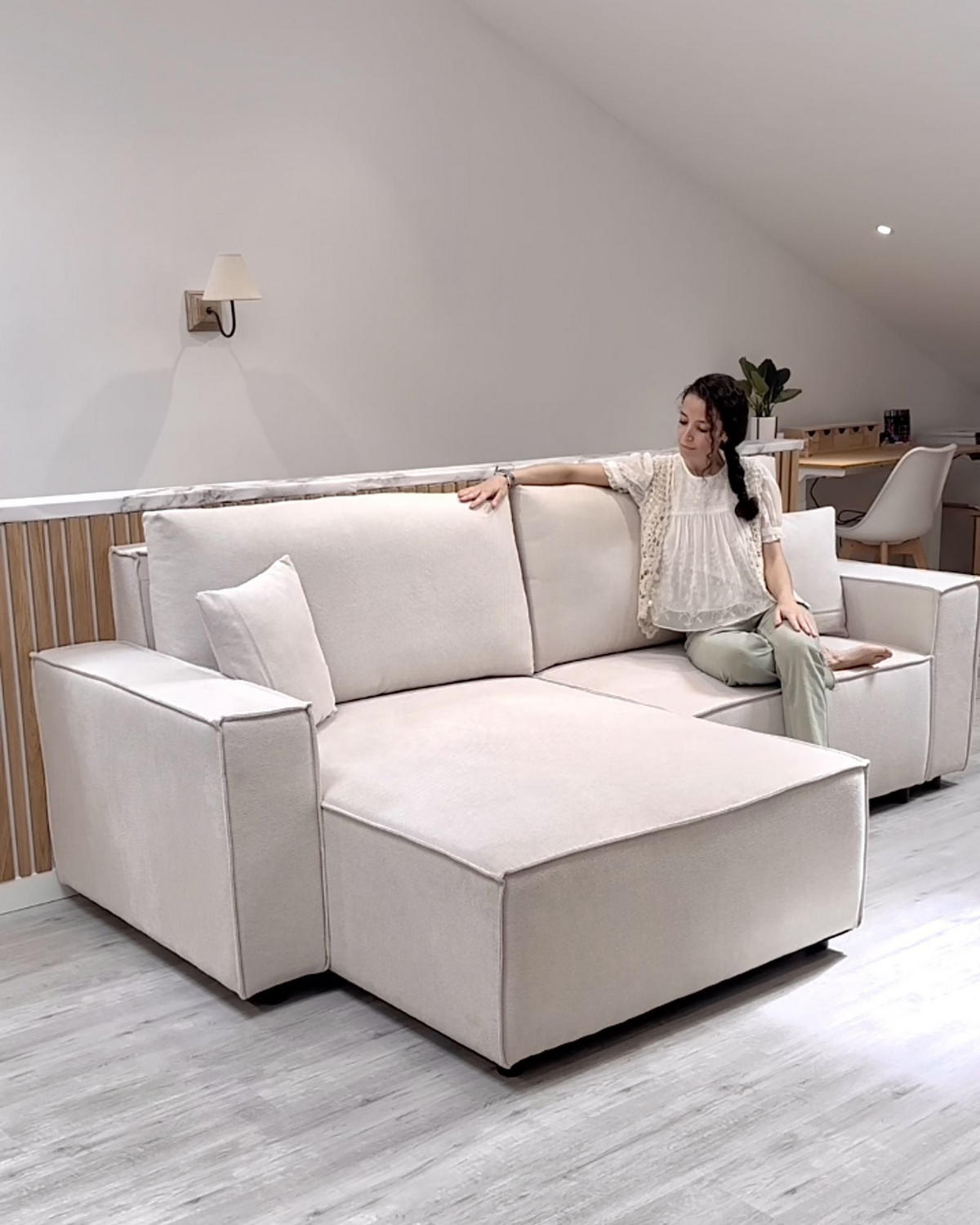 ROHOVÁ POHOVKA 3-místná béžová levostranná s rozkládací funkcí Úložný prostor Karila - béžová, textil (250/150cm) - Beliani