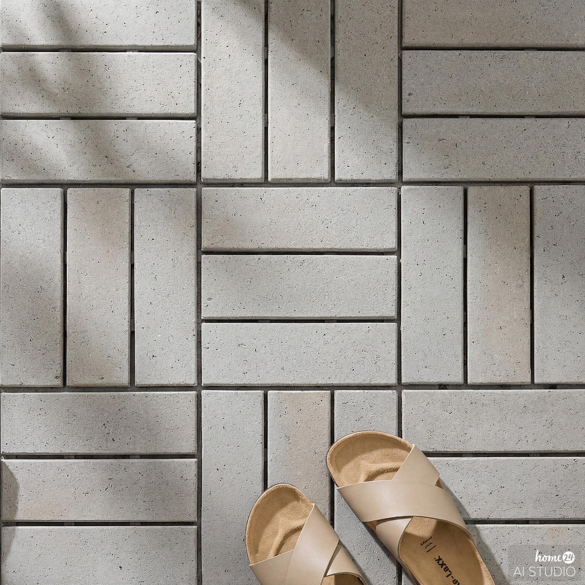 TERRASSENFLIESE - 33er-Set - 30x30 cm - Akazie massiv / Polypropylene - Hellgrau, Holz/Kunststoff (30/30/2.4cm) - home24