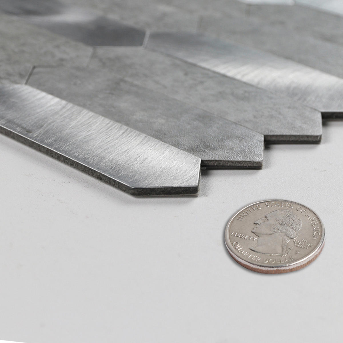 FLIESENAUFKLEBER 1 Stück 30,5 x 30,5 cm Selbstklebende Fliesen - Moro Cenere - Graphitfarben/Grau, Kunststoff (30.5/0.4/30.5cm) - Mazovia