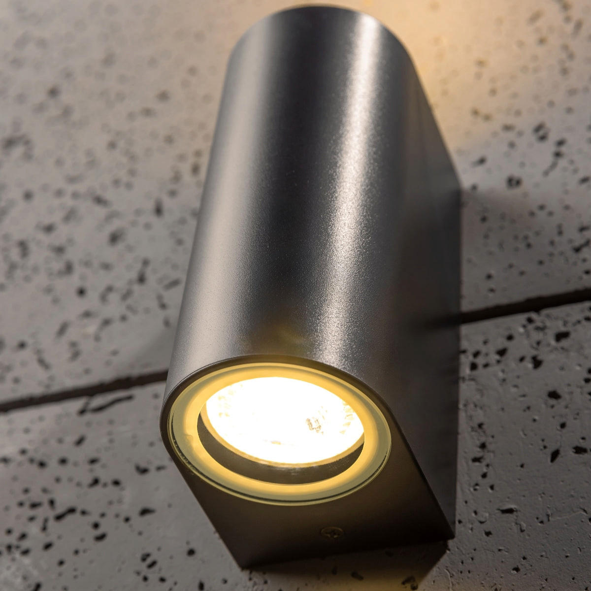 AUSSENWANDLEUCHTEE Schwarz gebogen Doppel - Schwarz, Kunststoff (9.5/15/7cm) - CGC Europe