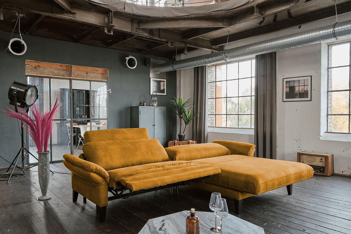 ECKSOFA MIT MOTORISCHER RELAXFUNKTION MALTA Gold Webstoff - Goldfarben/Schwarz, Buchenholz/Textil (302/175cm) - KAWOLA