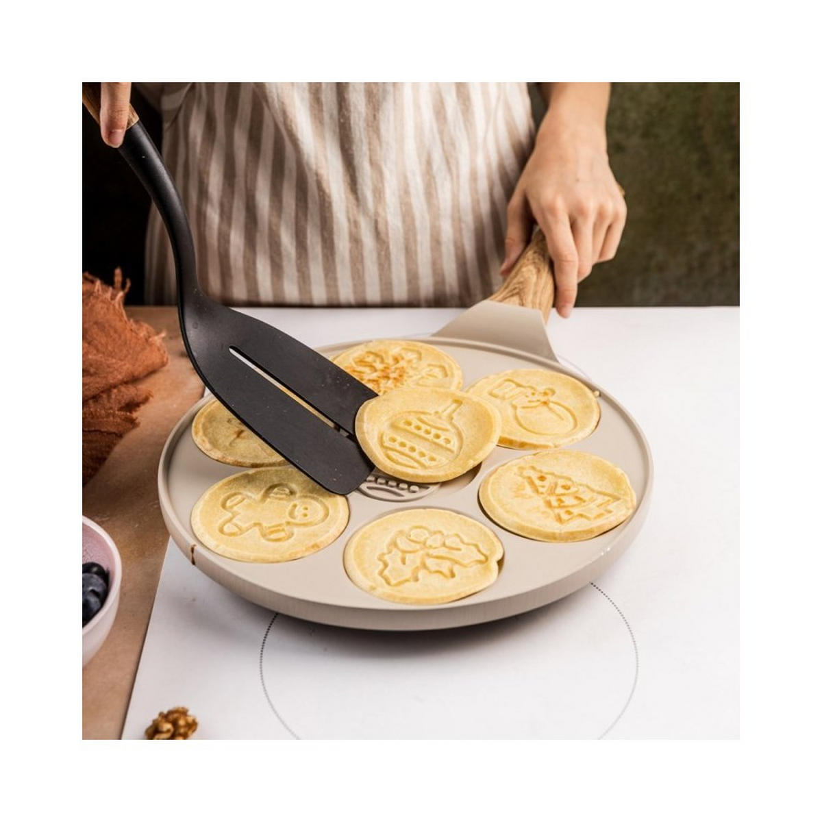 PFANNKUCHENPFANNE Weiß 27/27/1.3 cm 63861 - Weiß, Metall (27cm) - Klausberg 