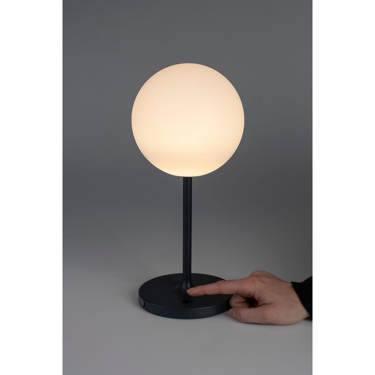 TISCHLAMPE Hub Wiederaufladbare Blau - Blau, Kunststoff (15/15/33cm) - Housecraft Living