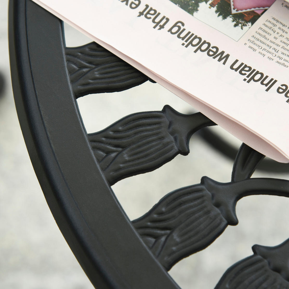 BISTRO set Ø60/67 cm černý z hliníku se skládacími židlemi pro 2 osoby - černá, kov - OKWISH