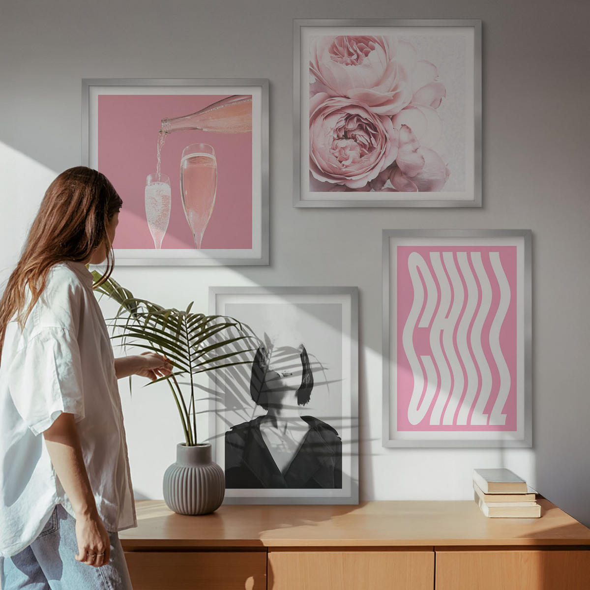 WANDBILDER 4er Set - 50x50 cm & 40x60 cm Silberner Rahmen - Stilvolles Porträt mit Champagner - Silberfarben, Kunststoff (50/50cm) - ArtPrintCave