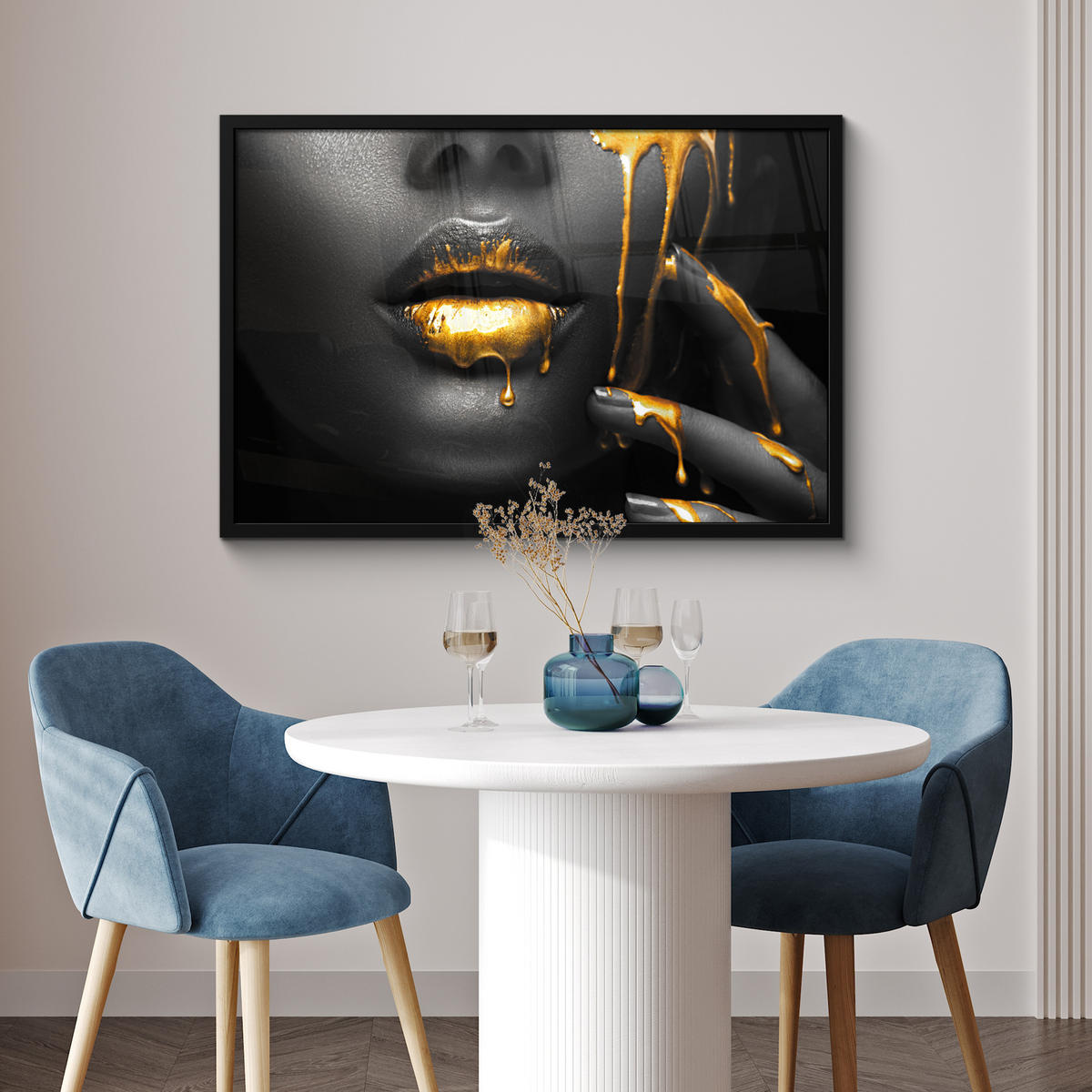 ZARÁMOVANÝ PLAGÁT Žena - čierna - zlatá - tvár - pery 90x60 cm - zlatá, papier (90/60cm) - MuchoWow