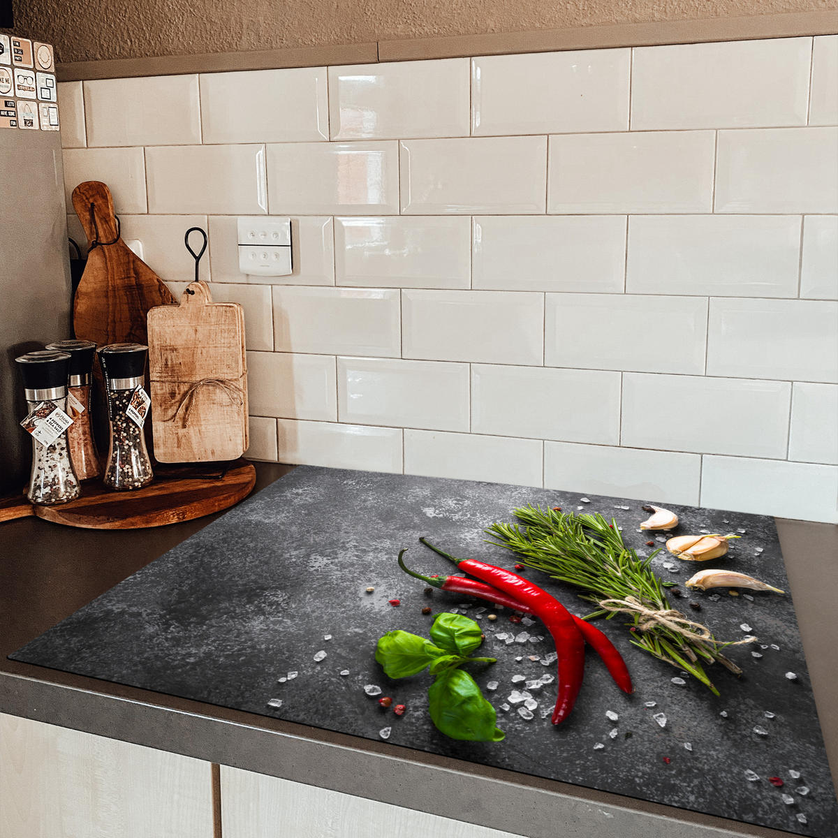 HERDABDECKPLATTE Pfeffer - Kräuter - Gewürze - Beton Induktionsmatte 77x59 cm - Rot, Kunststoff (77/59/0.2cm) - MuchoWow