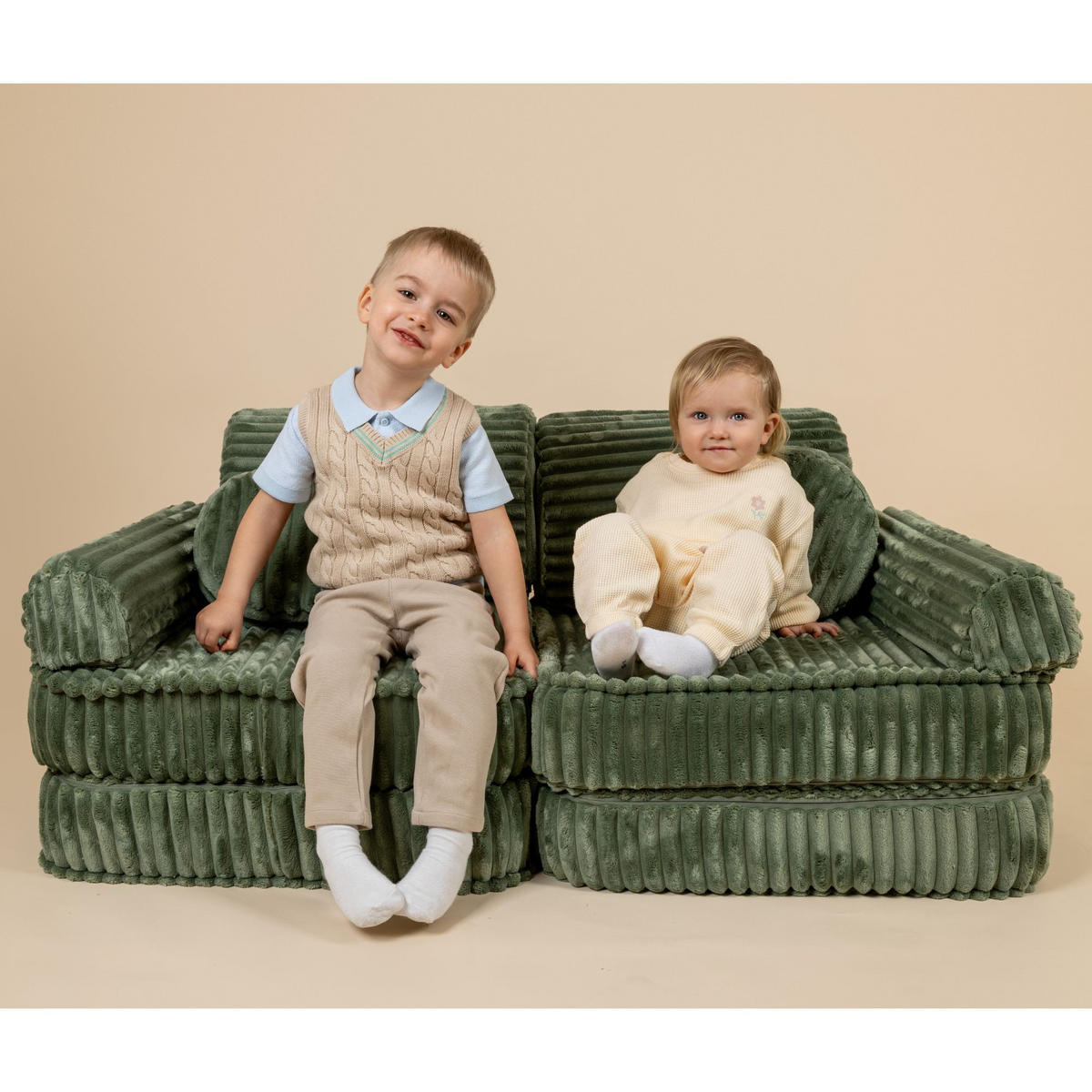 KINDERSOFA, Pocket Basic, Churros, Salboliv - Olivgrün, Textil (120/25/60cm) - MeowBaby