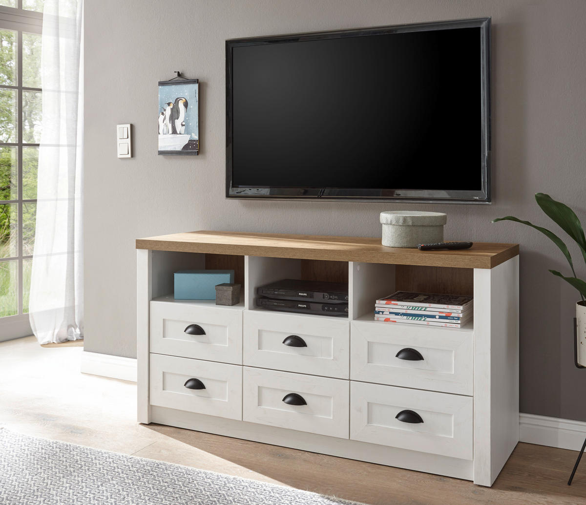 TV-LOWBOARD weiß Pinie, Eiche hell Landhaus, TV Unterteil mit Komforthöhe - Eichefarben/Weiß, Holzwerkstoff/Metall (130/68/43cm) - Furn.Design