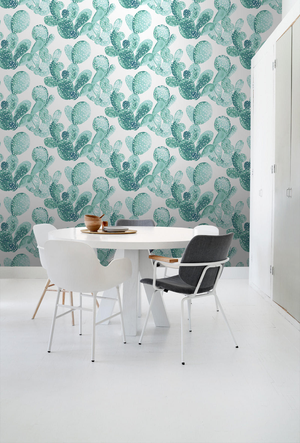 TAPETE gemalte Kakteen in Blüte 53 cm x 10.05 m - Weiß, Papier (53/1000cm) - ESTAhome