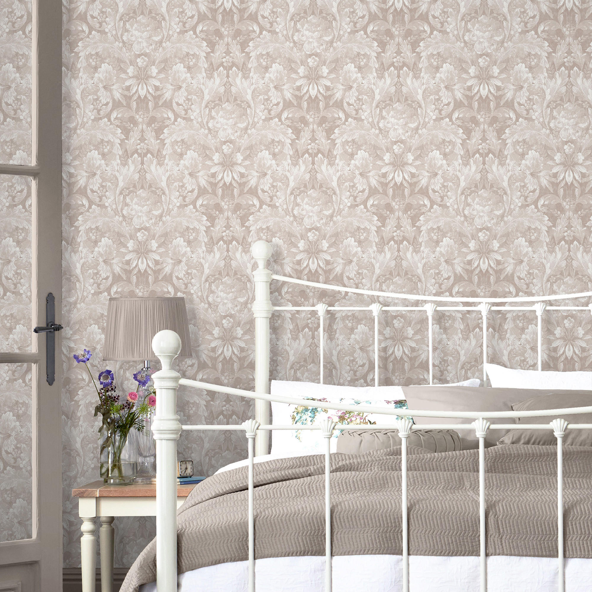 VLIESTAPETE Apolline Taubengrau | Beige Grau | Damast Botanisches Design | 10mx52cm - Grau, Papier/Kunststoff (1000/1000cm) - LAURA ASHLEY