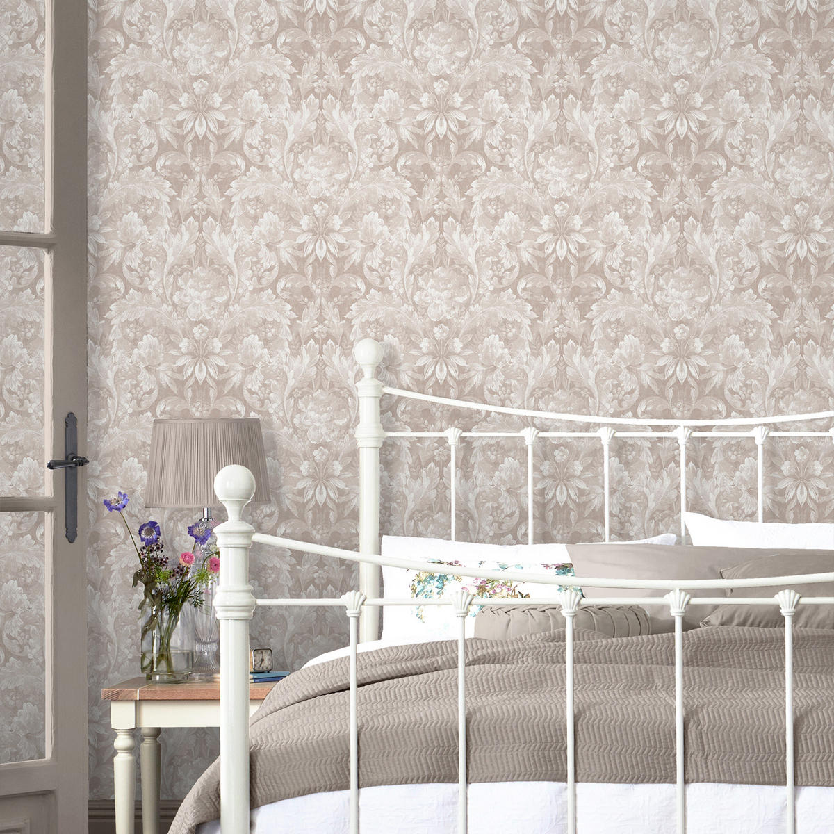 VLIESTAPETE Apolline Taubengrau | Beige Grau | Damast Botanisches Design | 10mx52cm - Grau, Papier/Kunststoff (1000/1000cm) - LAURA ASHLEY