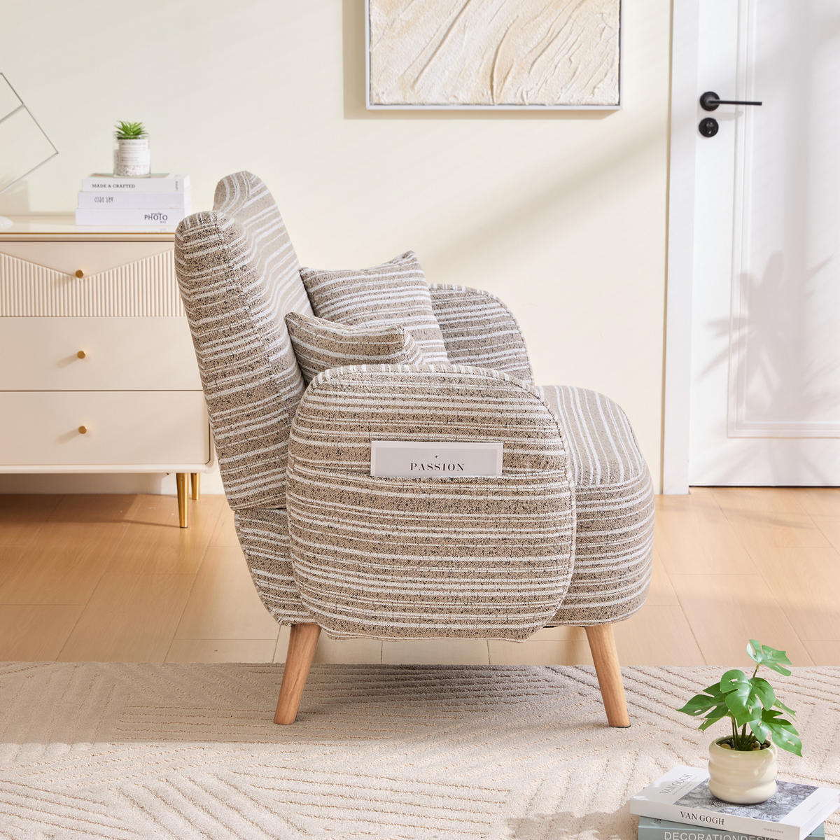 2-SITZER-SOFA aus Bouclé 121x81,5x87 cm mit Seitentaschen, beige - Beige, Textil (81.5/87/121cm)