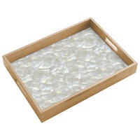 SERVÍROVACÍ PODNOS Perleťový lesk - Bílá - Shell 40x30 cm - bílá, dřevo (40/5/5cm) - OnlyWow