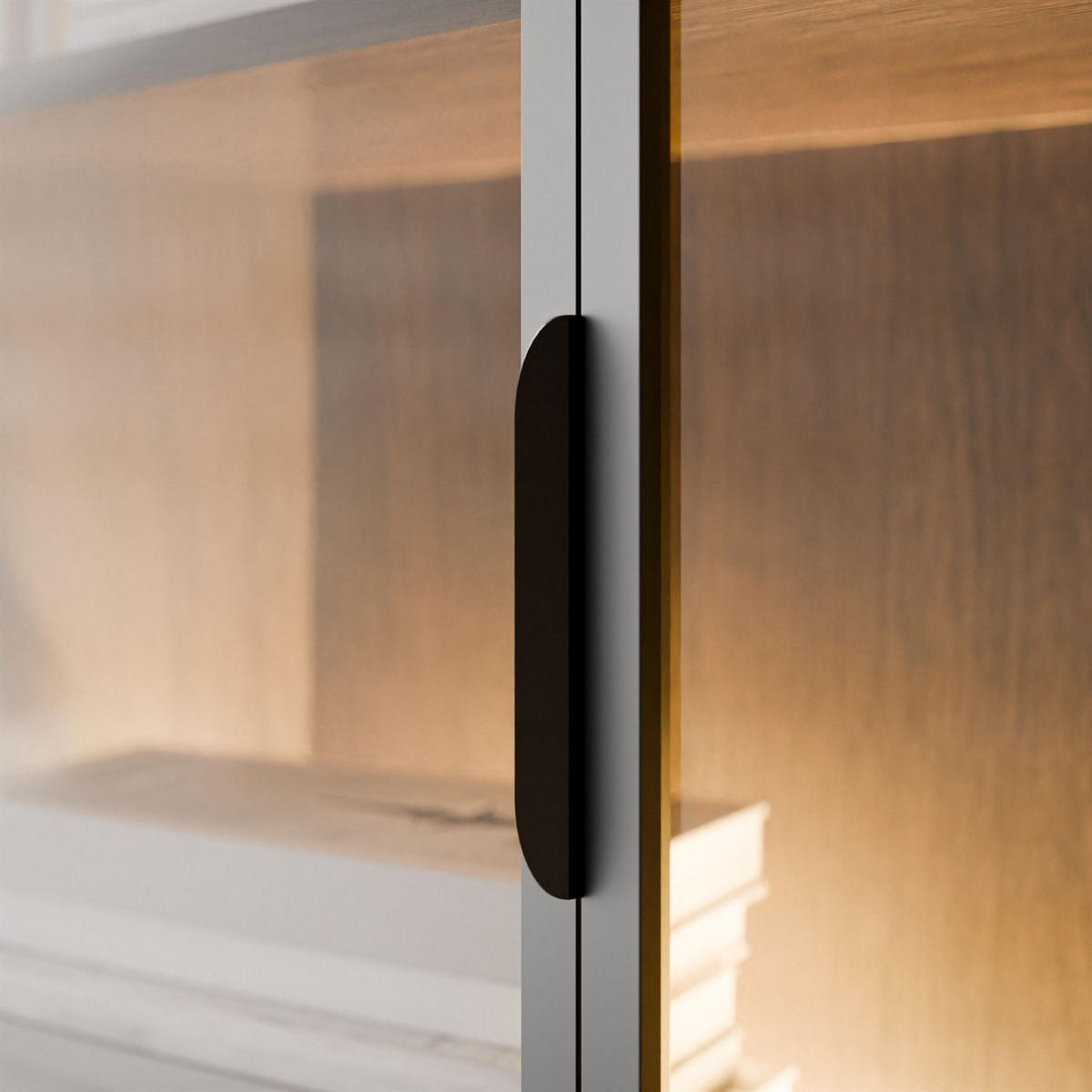 VITRINE LINEA LOFT mit LED-Beleuchtung Eiche + Schwarz - Eichefarben/Schwarz, Holzwerkstoff (82/195/39cm) - Lookway