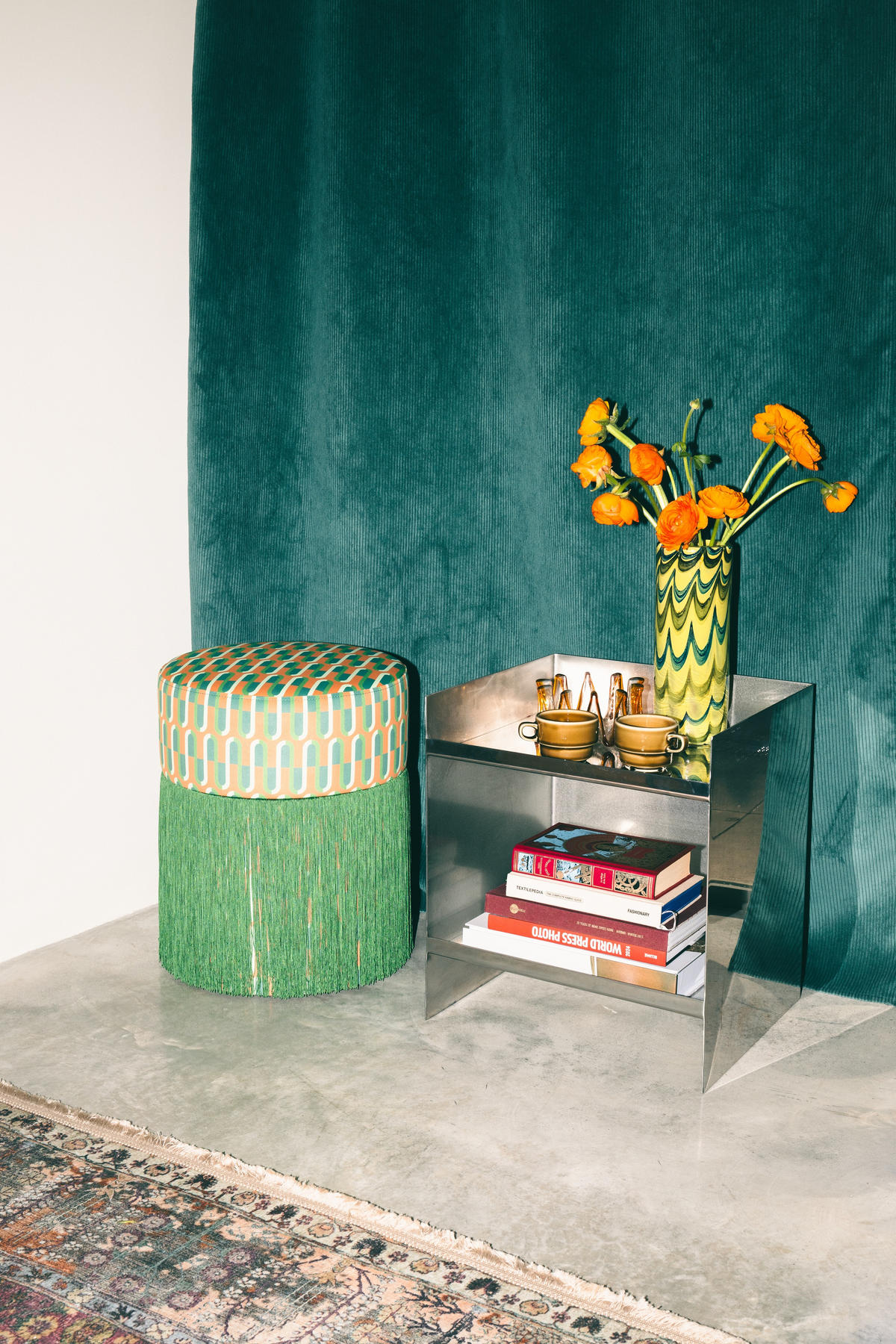 POUF aus Samt OTTOMANE - Grün, Textil (35/45/35cm) - RNT By Really Nice Things