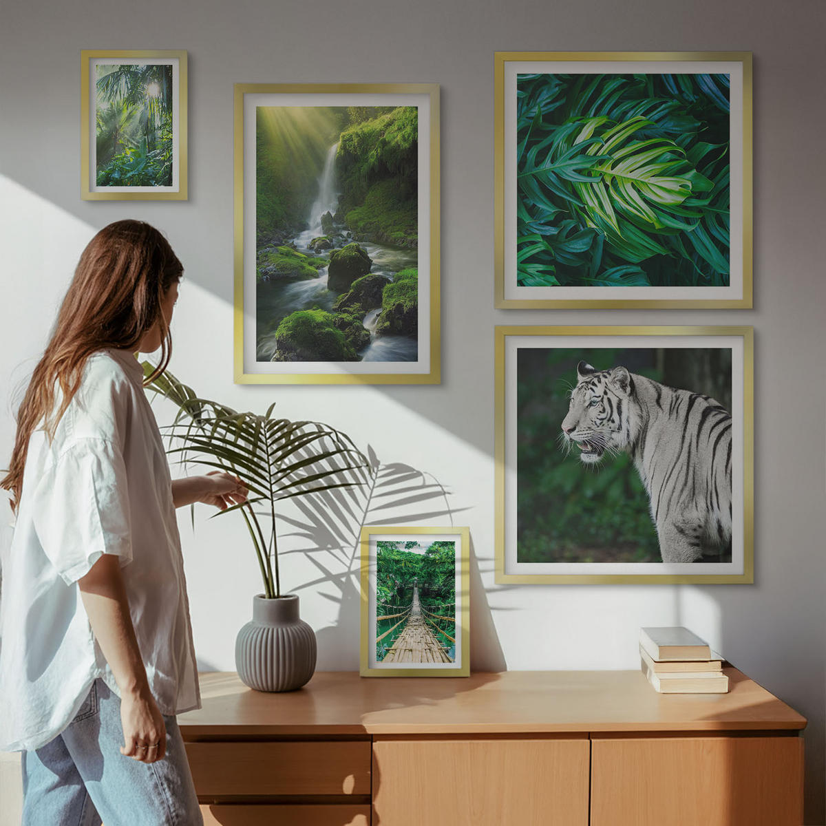 BILDER SET 5er Set - 50x50 cm & 20x30 cm & 40x60 cm Goldrahmen - Dschungel-Weißtiger-Wasserfall - Goldfarben, Kunststoff (40/60cm) - TULUP