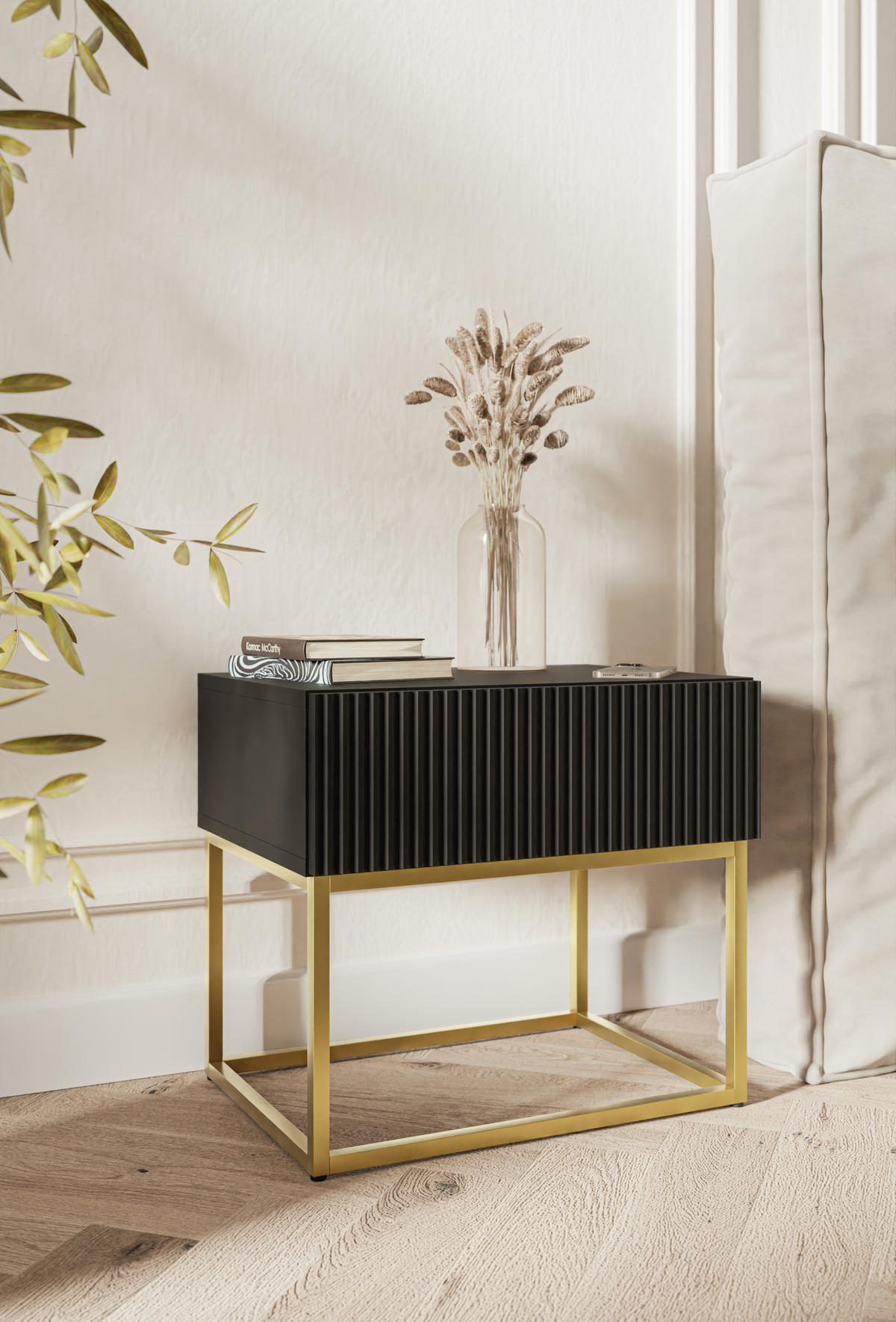 NACHTSCHRANK Veldio Schwarz mit goldenen Metallbeinen 50 cm - Goldfarben/Schwarz, Holzwerkstoff/Metall (50/44/35.6cm) - Selsey