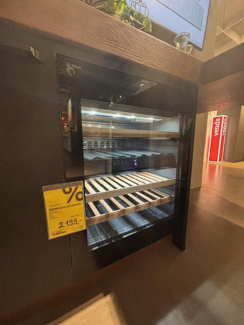 WEINKÃHLSCHRANK UWTGB1682-21 - Liebherr