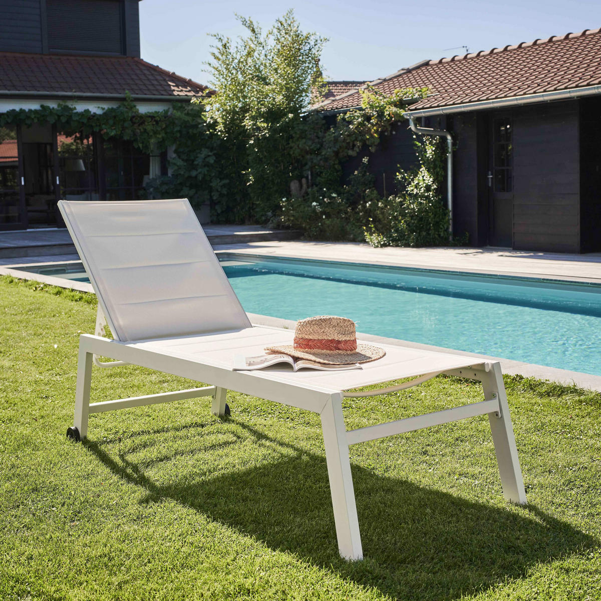SONNENLIEGE 2-tlg., Weiß - Weiß, Metall (65/103/202cm) - Oviala