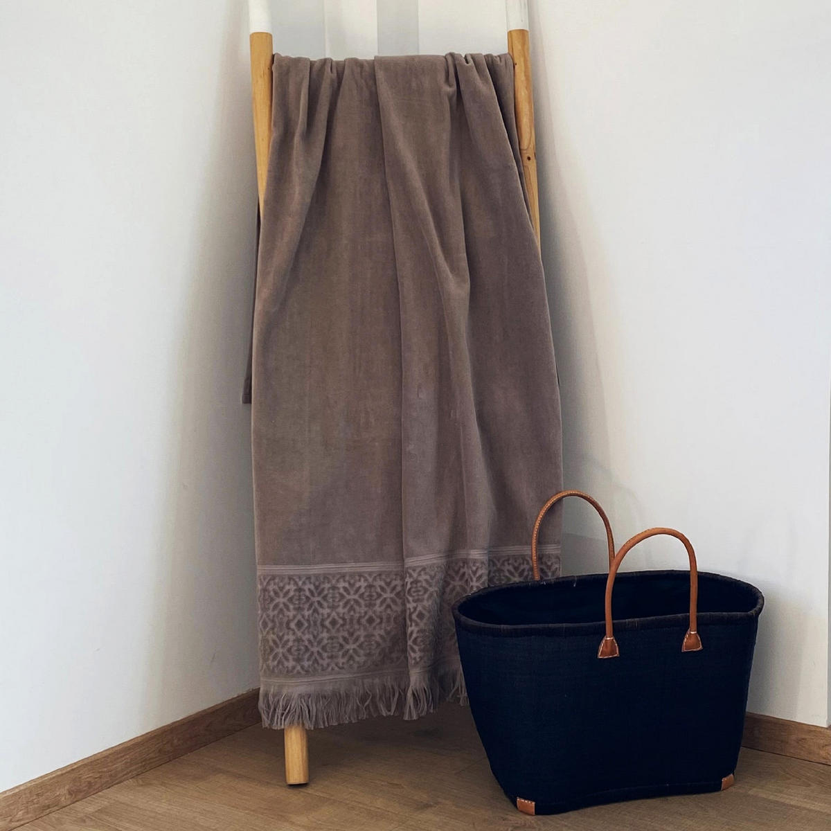 BADETUCH Velours uni Romance Taupe 90x170 460g/m² - Beige, Textil (90/170cm) - LE COMPTOIR DE LA PLAGE