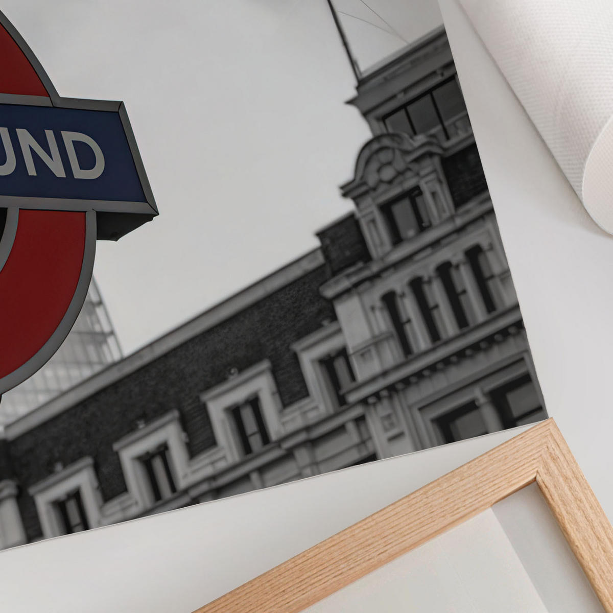 POSTER - 42x59 cm - Kateko - Londoner U-Bahn - Grau, Textil (42/59/0.1cm) - TULUP
