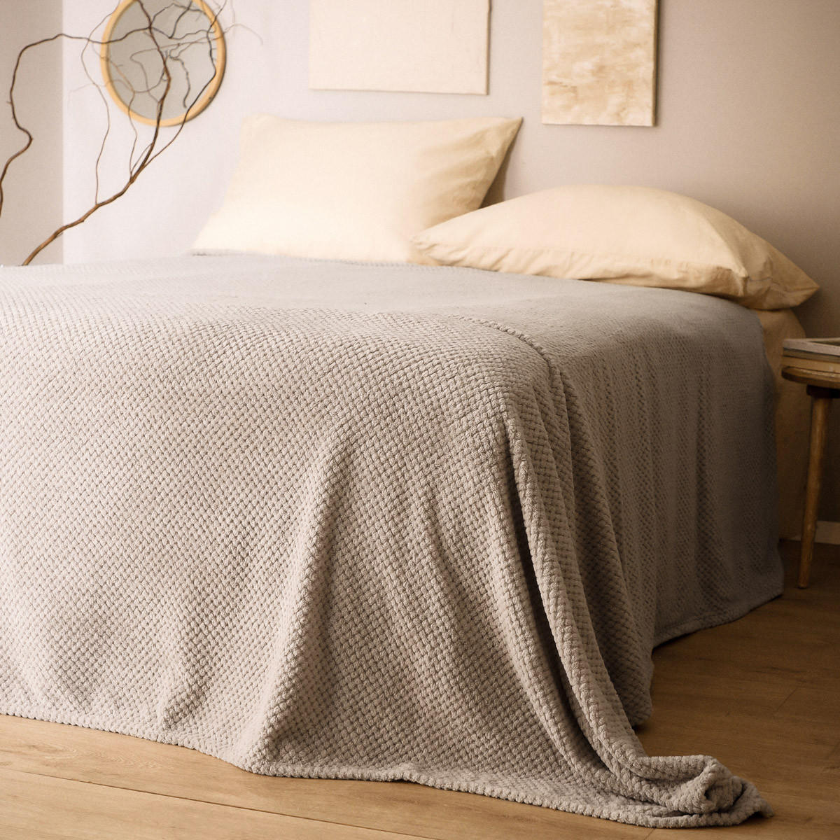 TAGESDECKE Noah hellgrau 220/240 cm - Hellgrau, Textil (220/240cm) - Homla