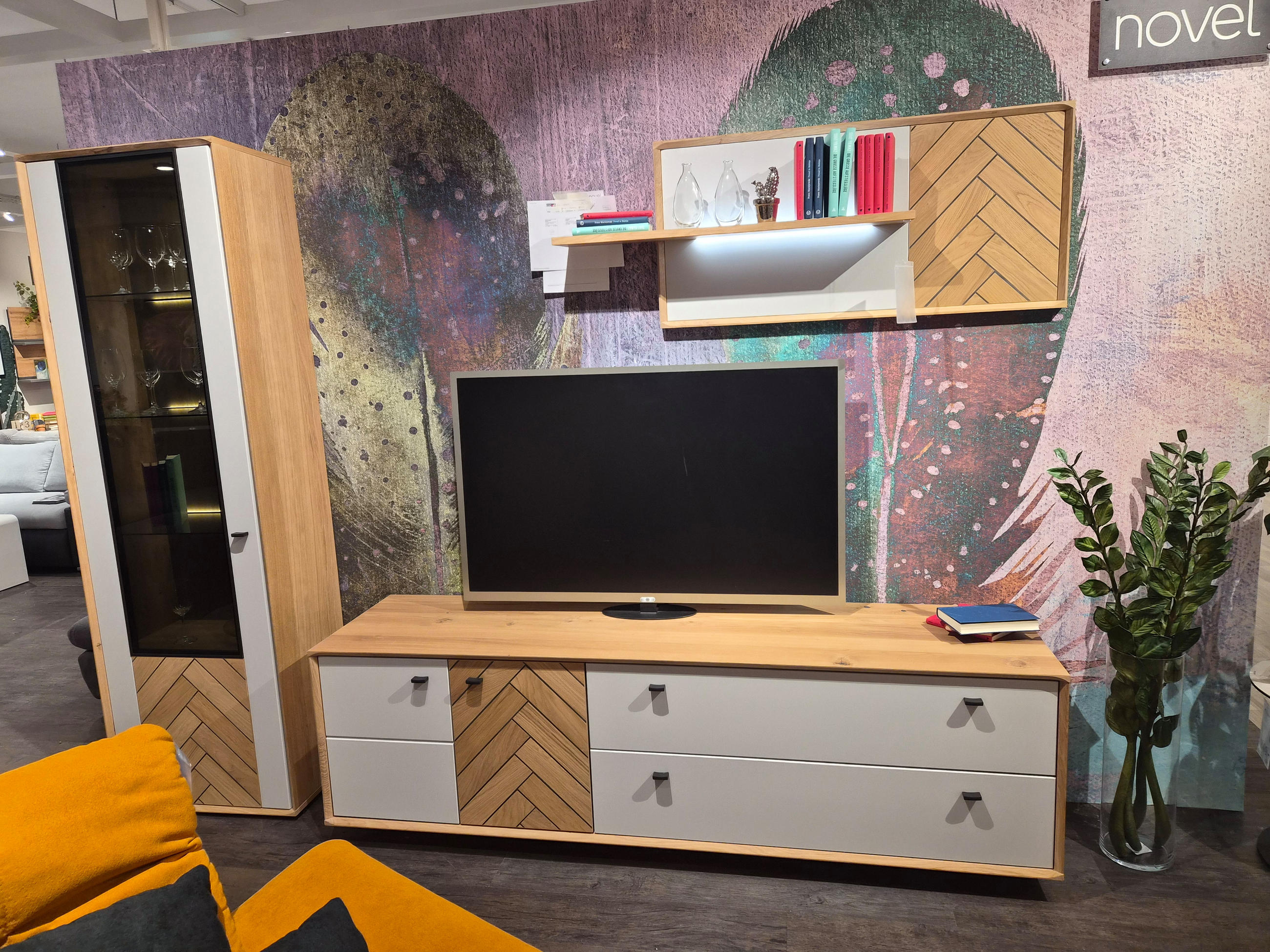 Wohnwand Stade - Novel