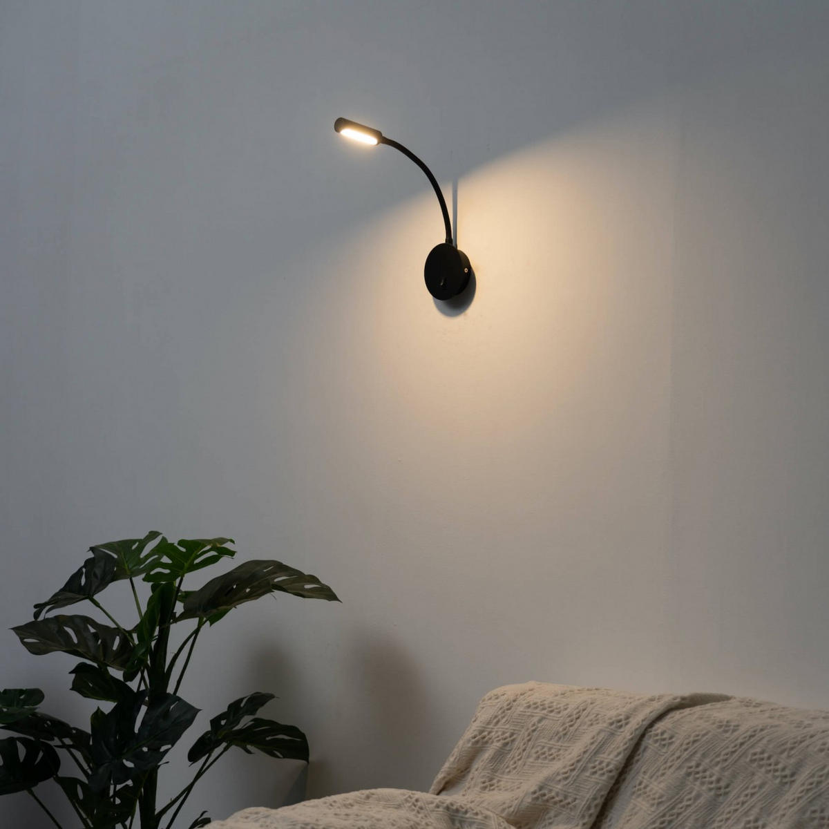 WANDLEUCHTE Norma, Schwarz, 46cm - Schwarz, Metall (10/46/3cm) - KOSILUM