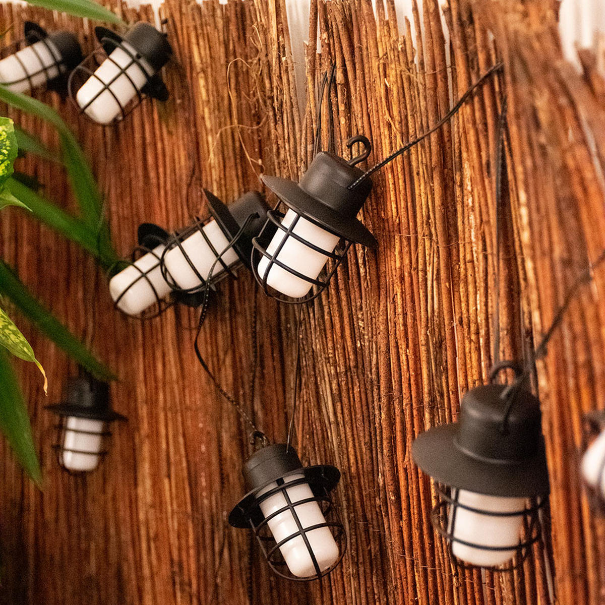 LED AUSSENLEUCHTE Solar-Lichterkette Schwarz - Schwarz, Kunststoff (480/8.2/11cm) - Globo Lighting