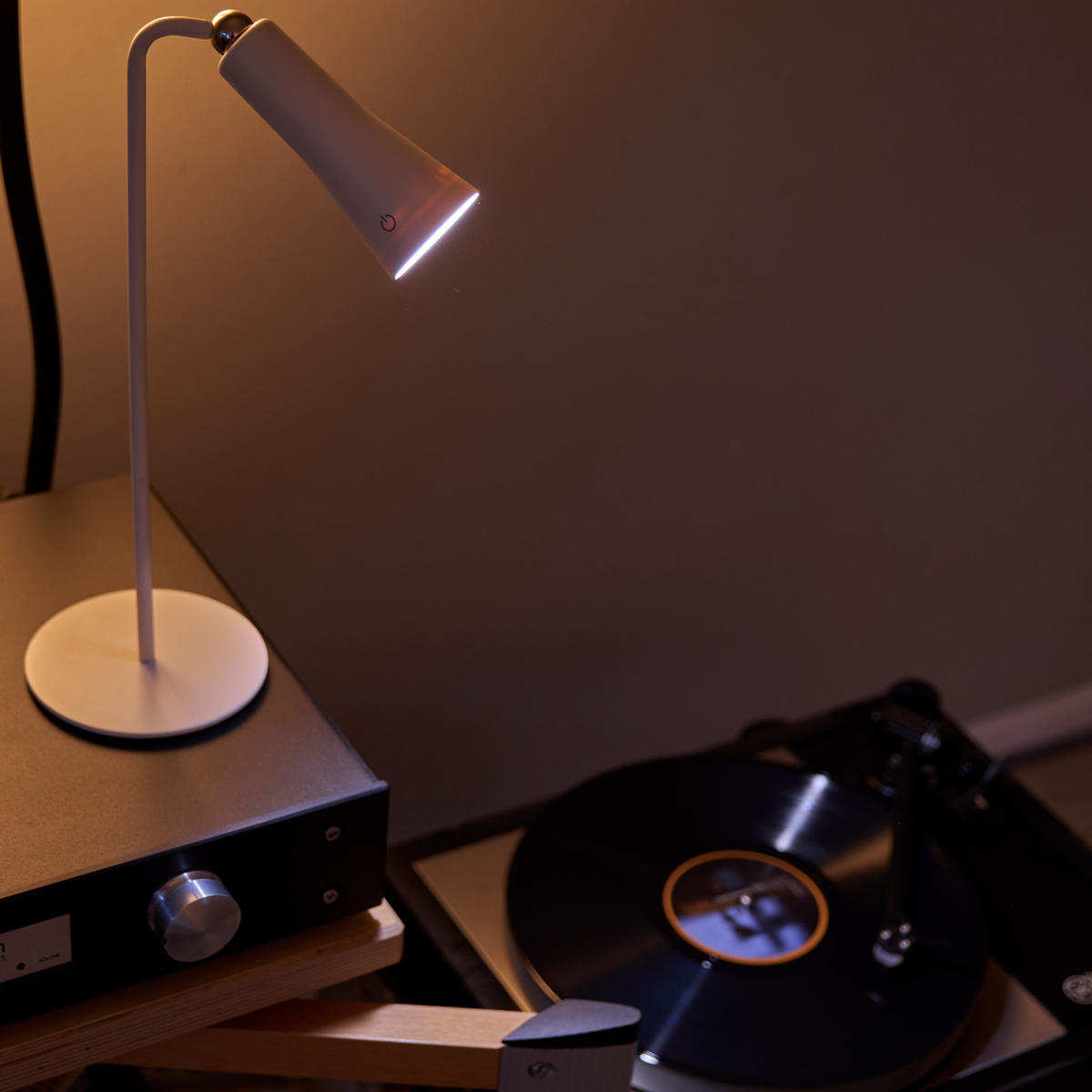 LED-AKKU-TISCHLAMPE - 3-in-1-Funktion mit 4-stufiger Dimmfunktion und Touchtaste für Innenräume - Weiß, Metall (12/12/35.5cm) - Northpoint