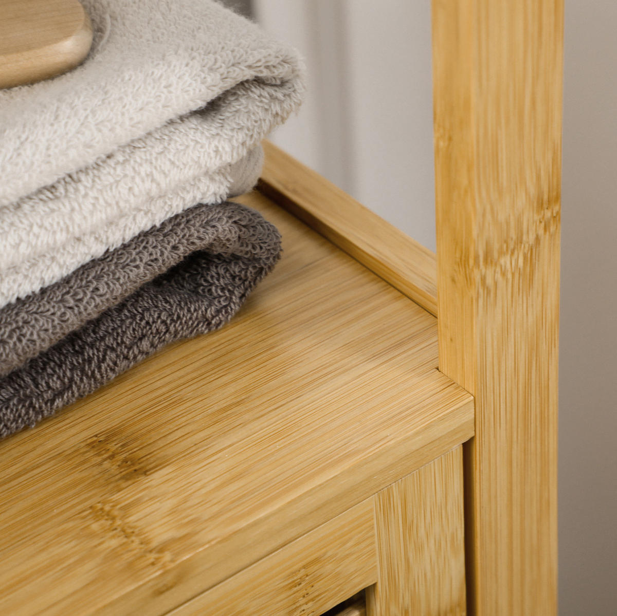 BADEZIMMER Kommode 32.9x29.9x120 cm Natur aus Bambus mit Lamellentür & verstellbaren Ablagen - Naturfarben, Naturmaterialien (32.9/120/29.9cm) - Modfu