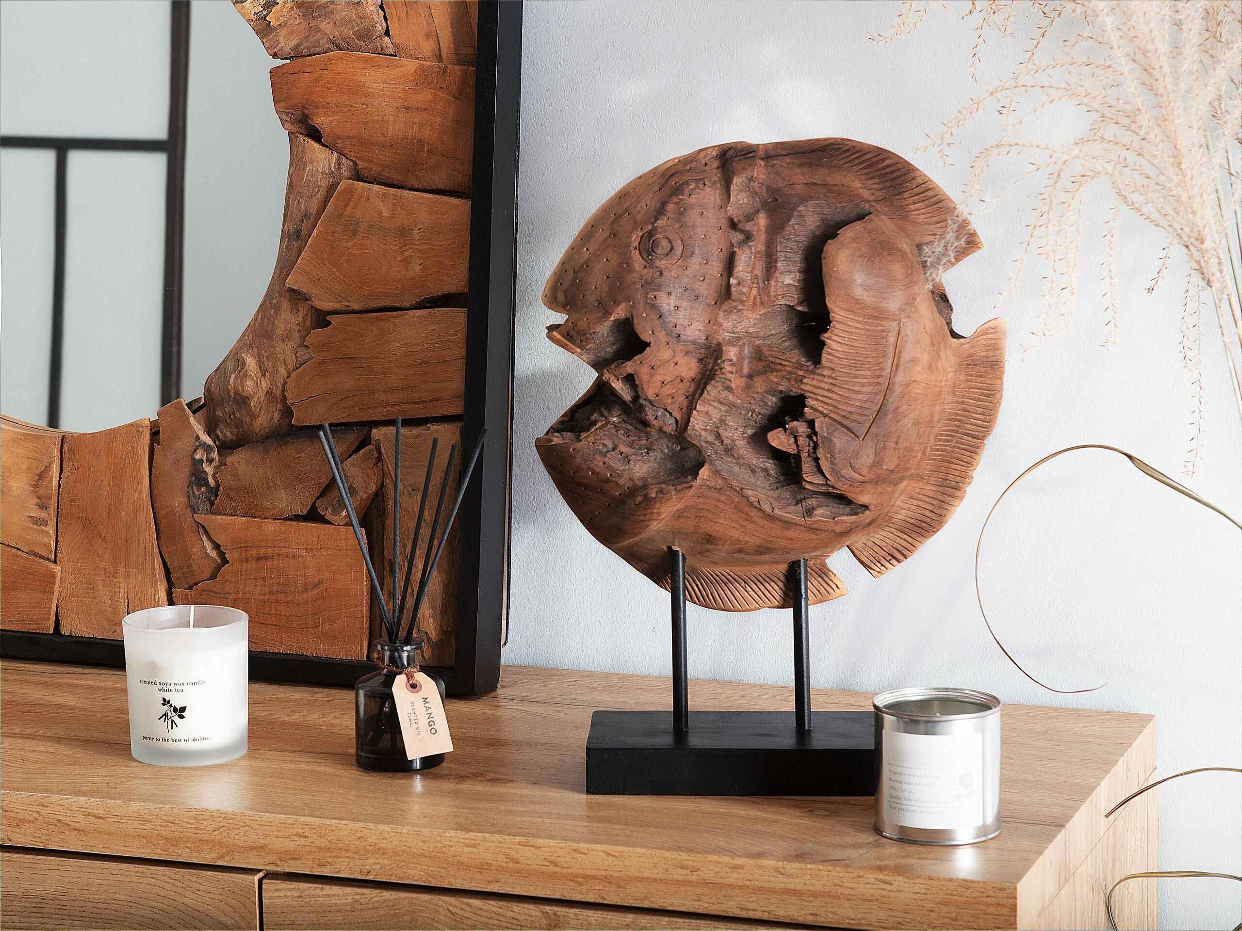 DEKOFIGUR Heller Holzfarbton Plaice Fish - Hellbraun/Schwarz, Holz (31/41/10cm) - Beliani