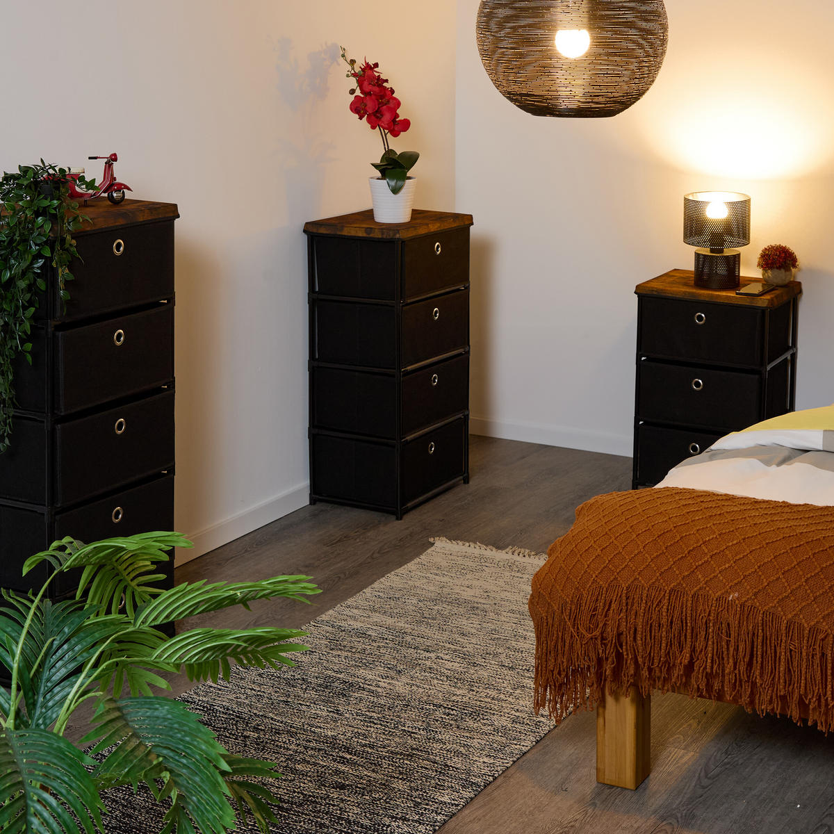 KOMMODE - Schwarz, Holzwerkstoff/Kunststoff (43/105/33cm) - Relaxdays