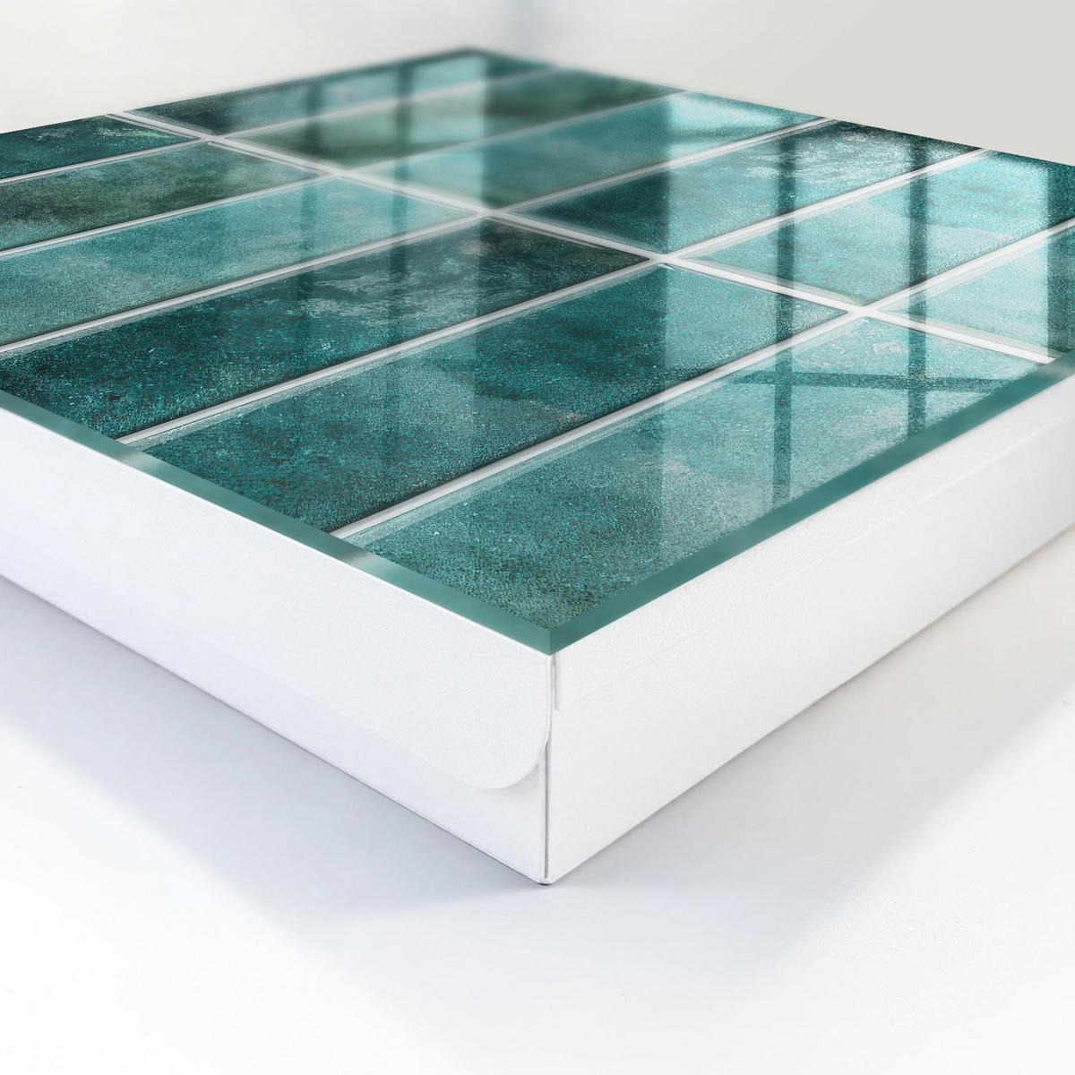 SCHLÜSSELBOX Weiß 30x30 cm – Türöffnung nach rechts - Türkisfarbene Fliesen - Türkis, Metall (30/30/5cm) - TULUP