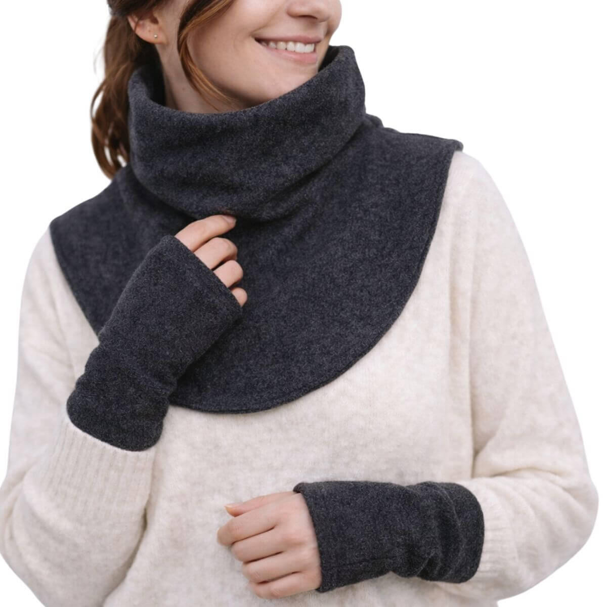 TRAGEZUBEHÖR Fleece Schalkragen und Stulpen - Anthrazit, Textil (1/0.5/30cm) - Hoppediz