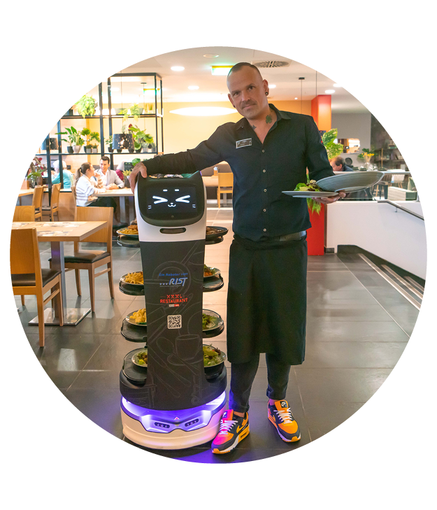 LAT-Berater-Restaurant-service-roboter.png