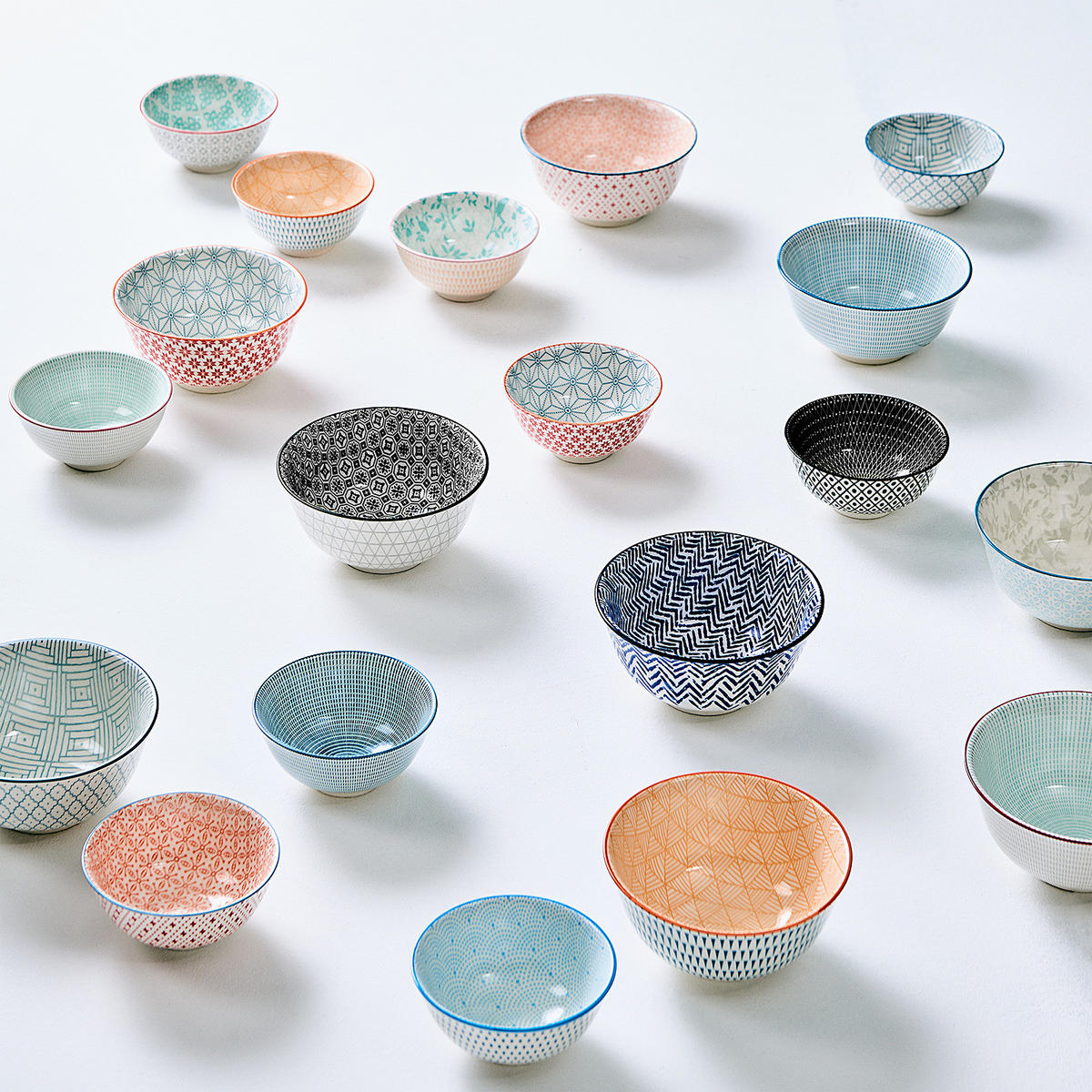 SCHALEN 6er-Set Ornaments 240 ml - Rot, Keramik (12/12/5cm) - Butlers